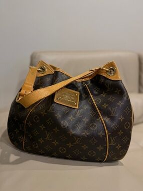 LV Monogram Galliera PM